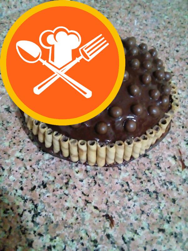 Κέικ σοκολάτας με πουτίγκα βανίλιας