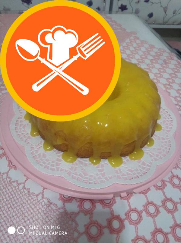 Κέικ με λεμόνι πορτοκαλιού (το μυστικό βρίσκεται στη σάλτσα)